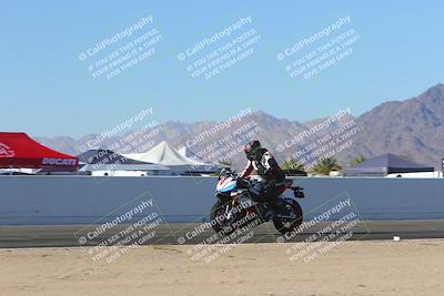 media/Nov-06-2023-Moto Forza (Mon) [[ce023d0744]]/4-Beginner Group/Session 4 (Finish Line Checker)/